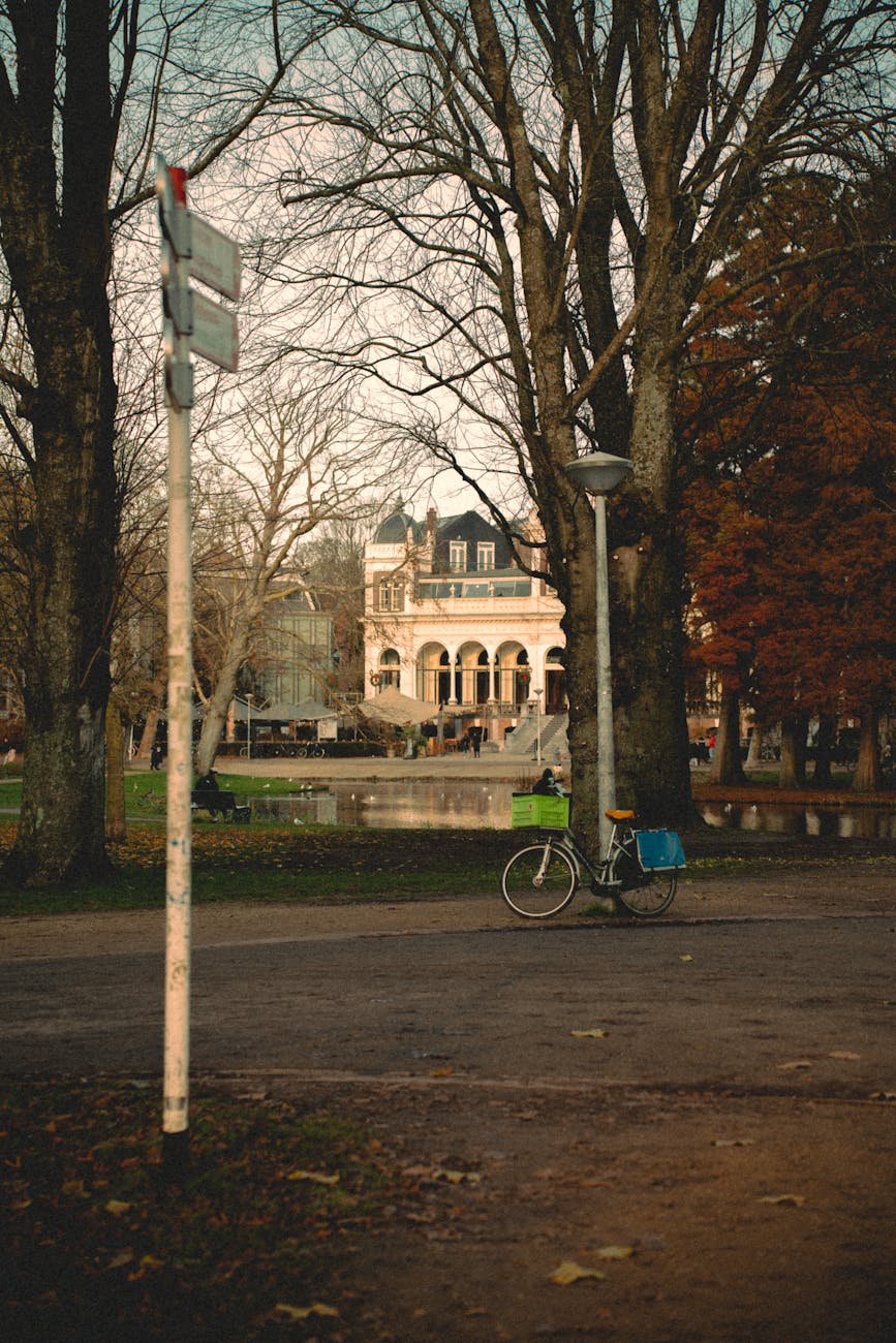 Local Context in Amsterdam, Netherlands