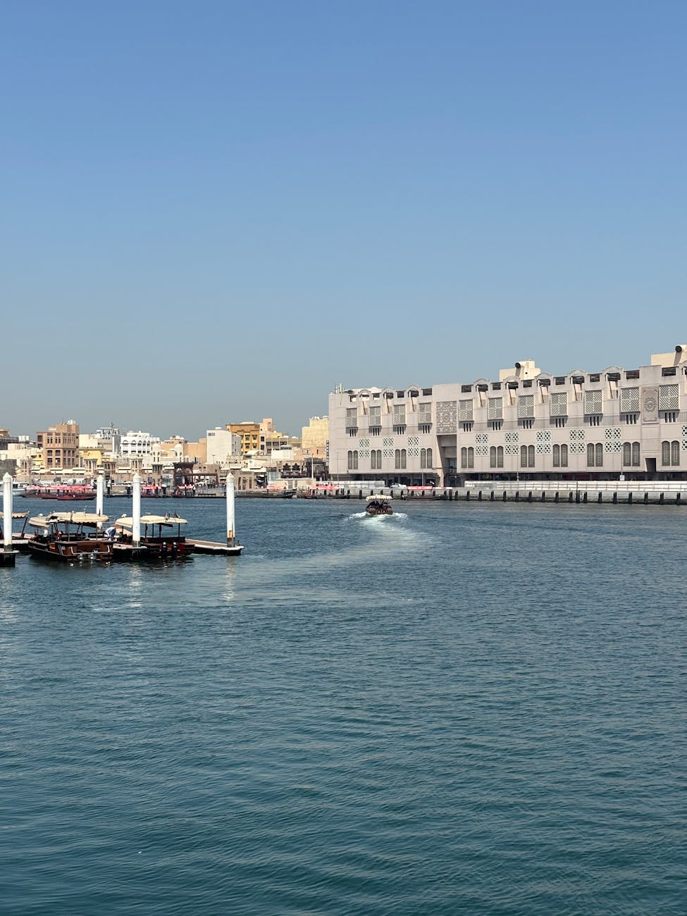 Responsible and Local-First Tips in Dubai, United Arab Emirates