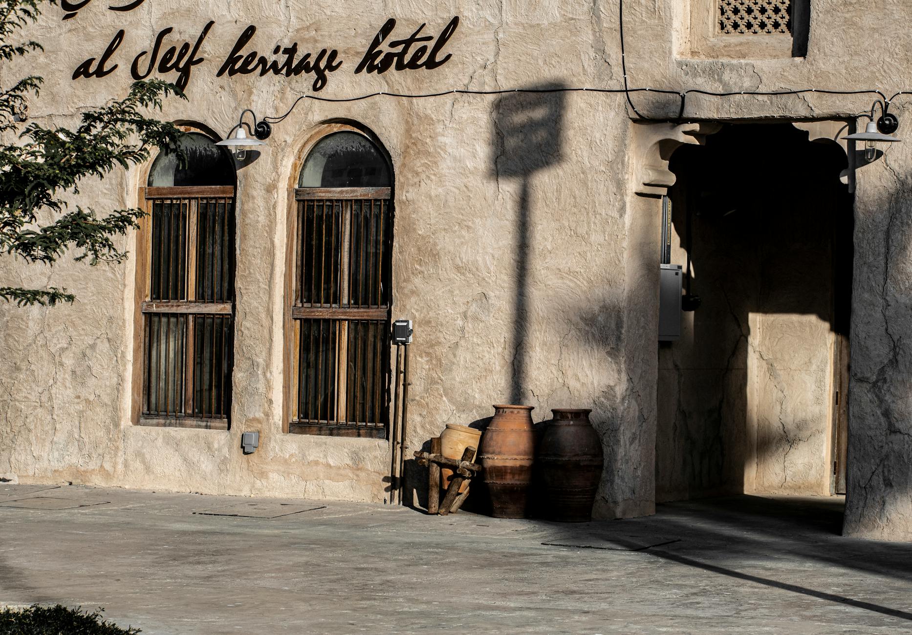 What This Page Helps You Decide in Dubai, United Arab Emirates