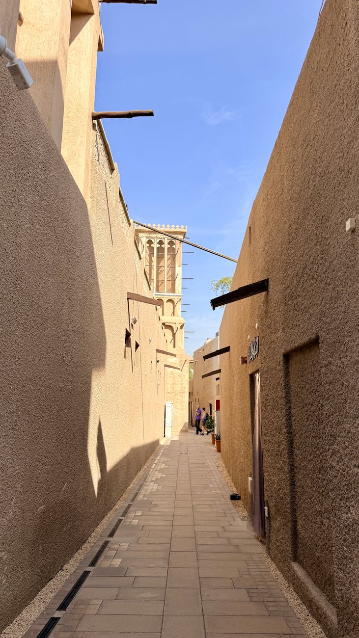 Responsible and Local-First Tips in Dubai, United Arab Emirates