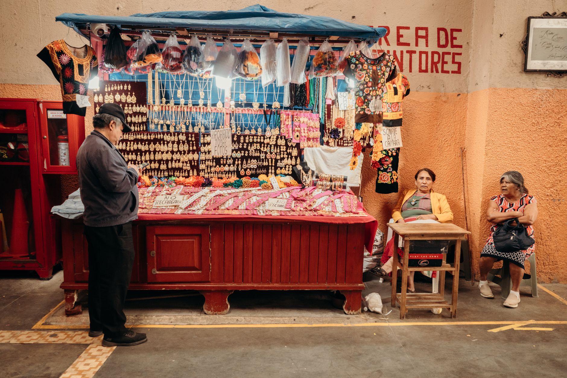 Responsible and Local-First Tips in Lima, Peru