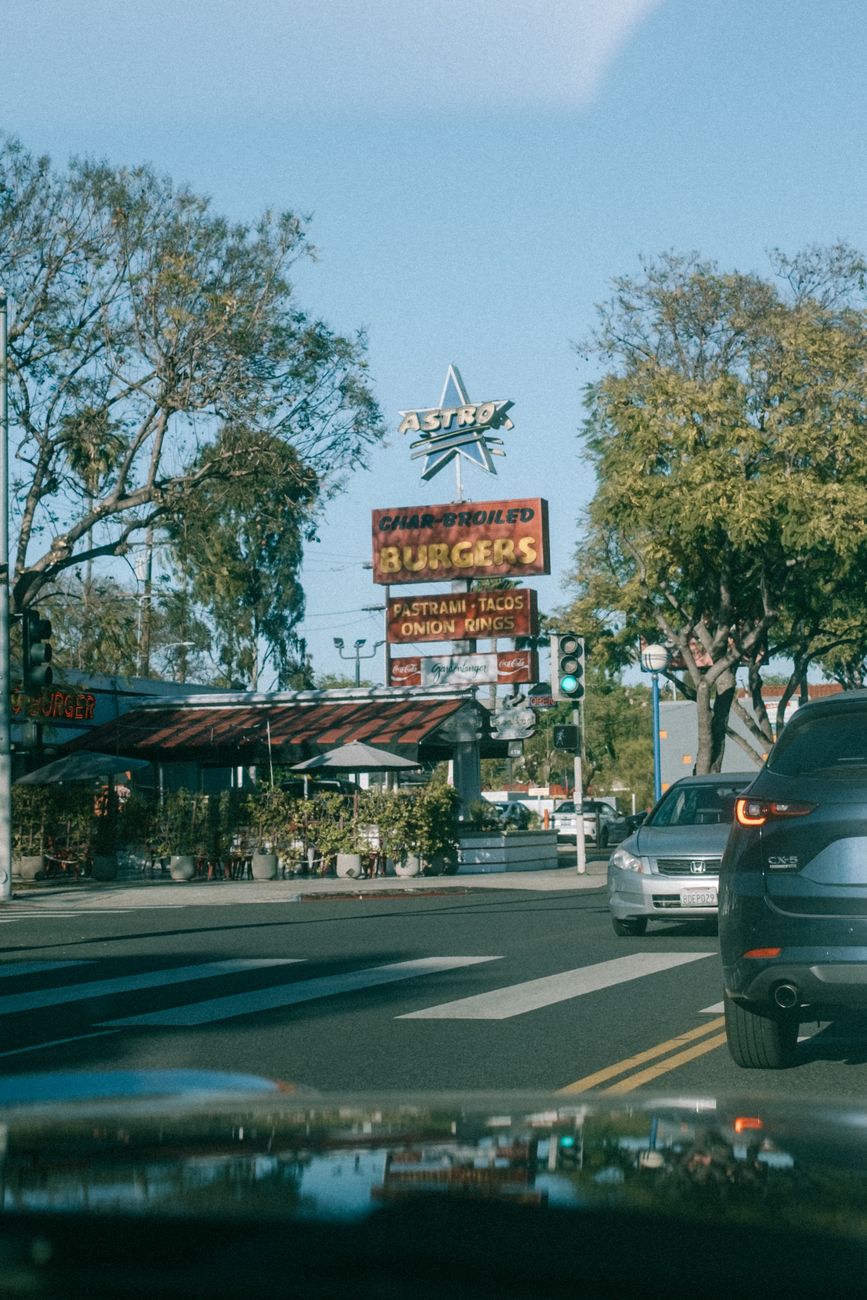 Local Context in Los Angeles, United States
