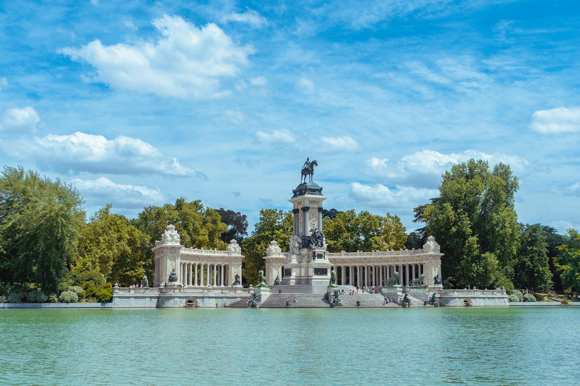 Responsible and Local-First Tips in Madrid, Spain