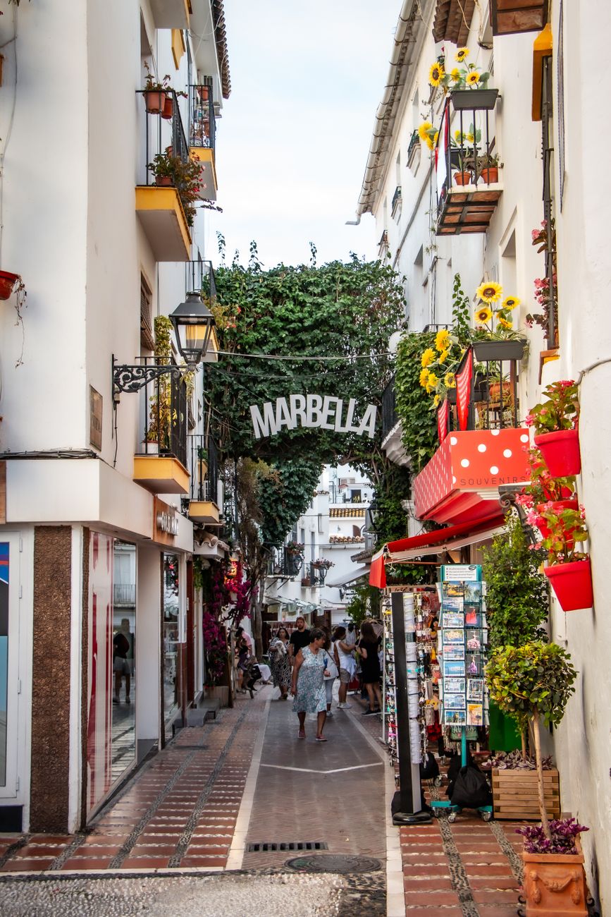 What This Page Helps You Decide in Marbella, Spain