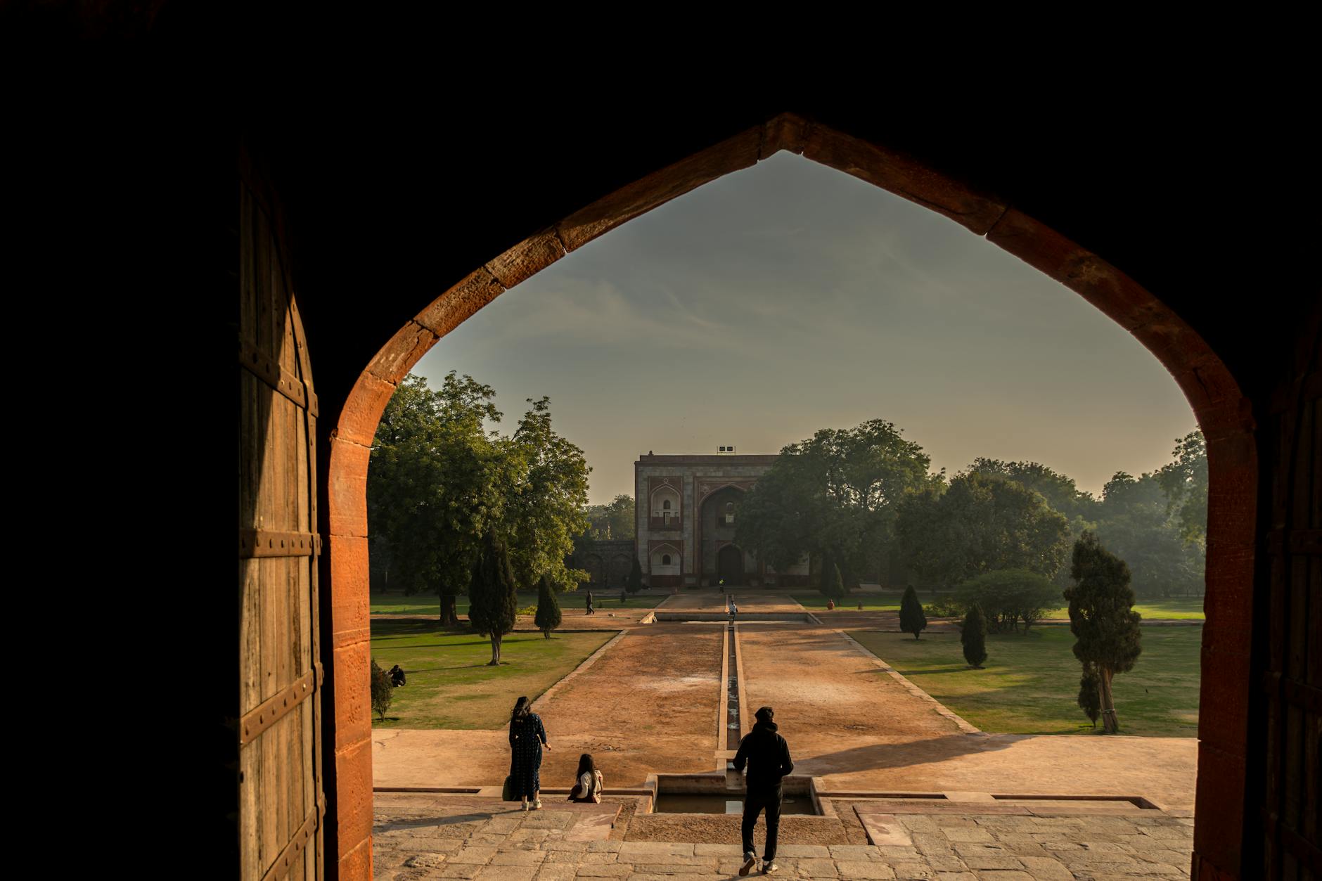 How to Choose Well in New Delhi, India