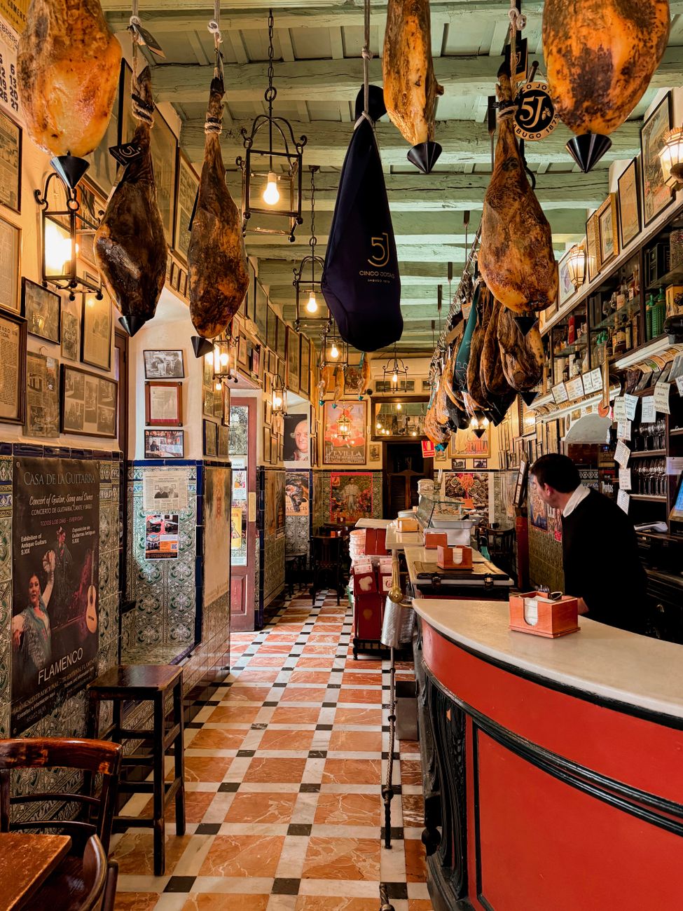 Responsible and Local-First Tips in Sevilla, Spain