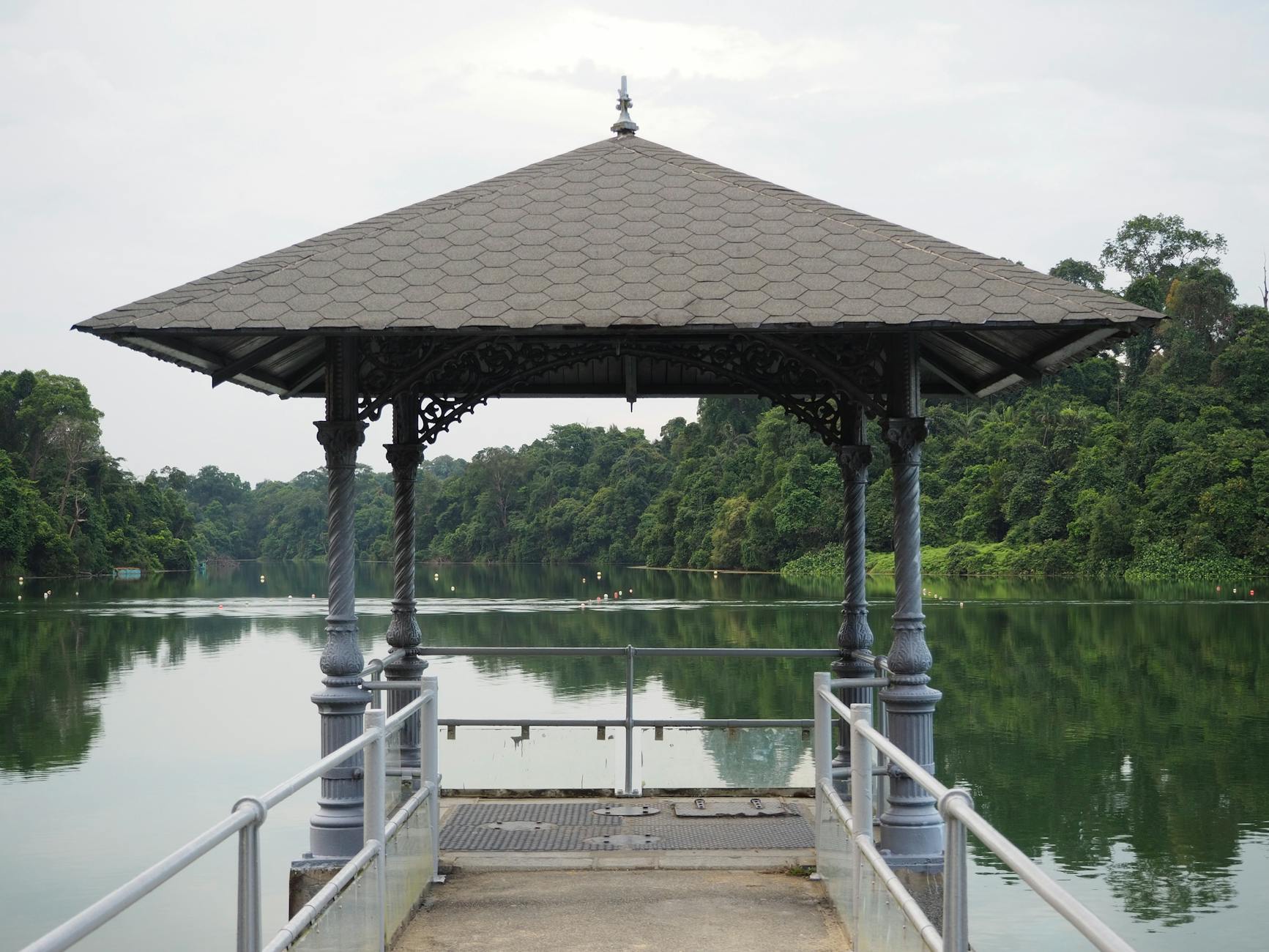 How to Choose Well in Singapore, Singapore