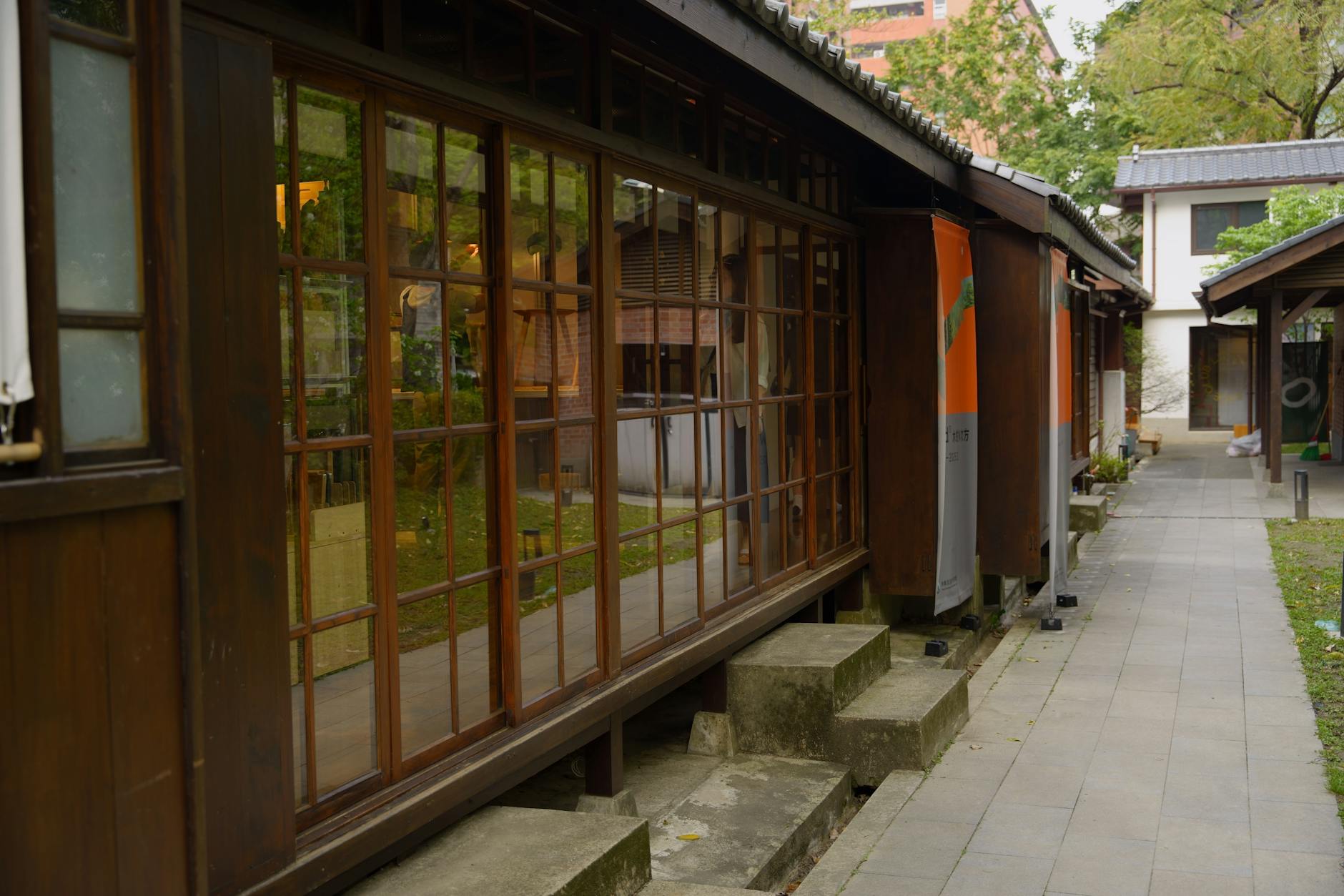 How to Choose Well in Taipei, Taiwan