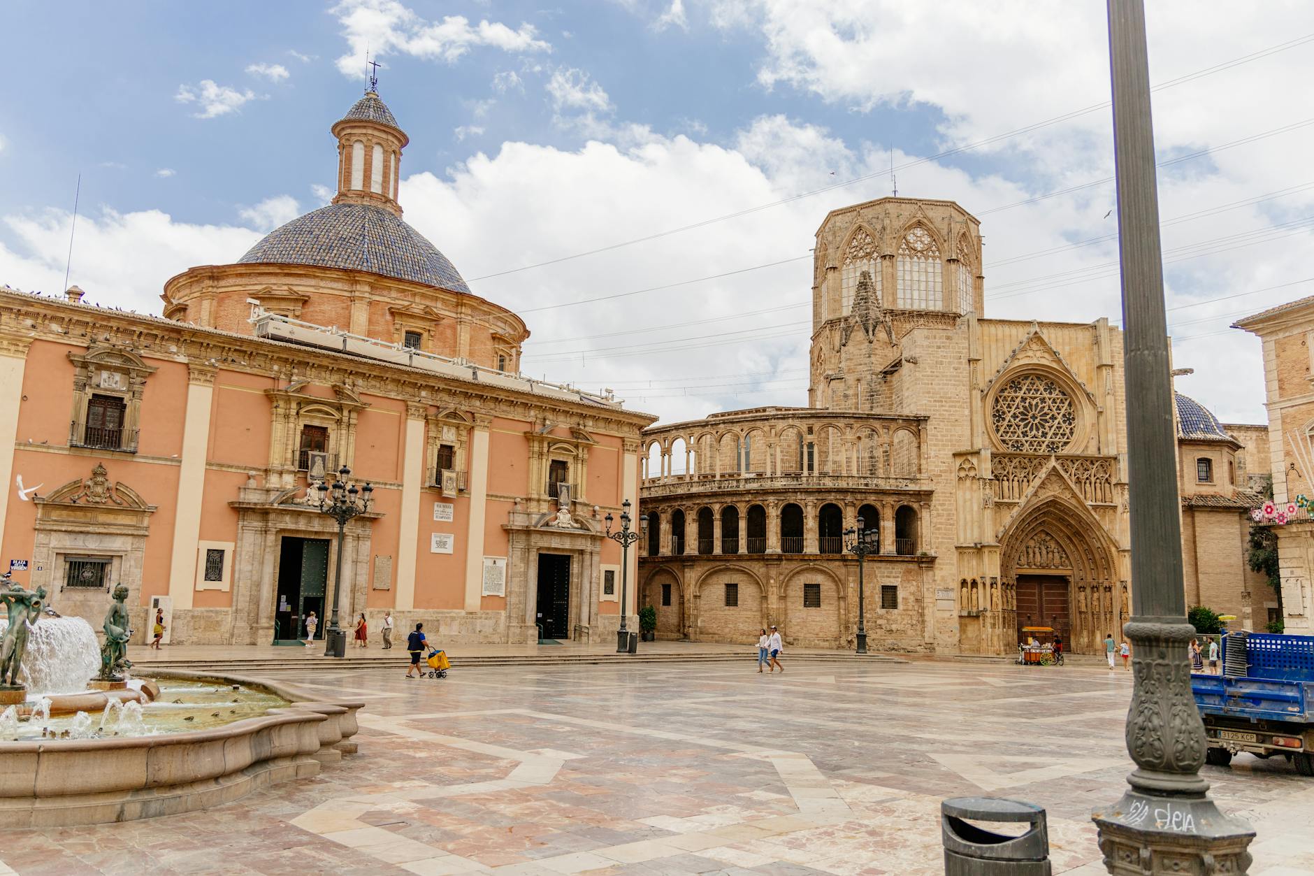 What This Page Helps You Decide in Valencia, Spain
