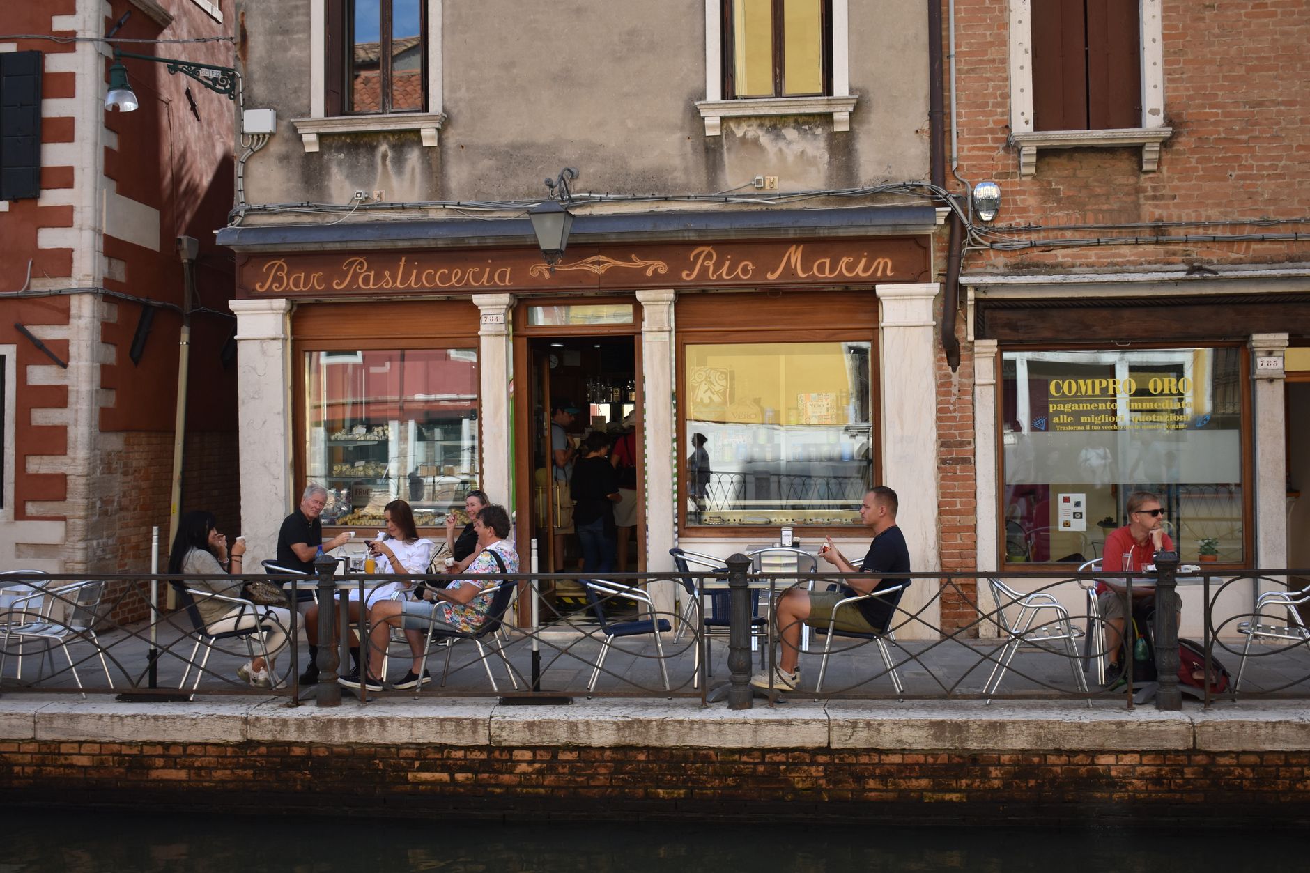 Local Context in Venezia, Italy